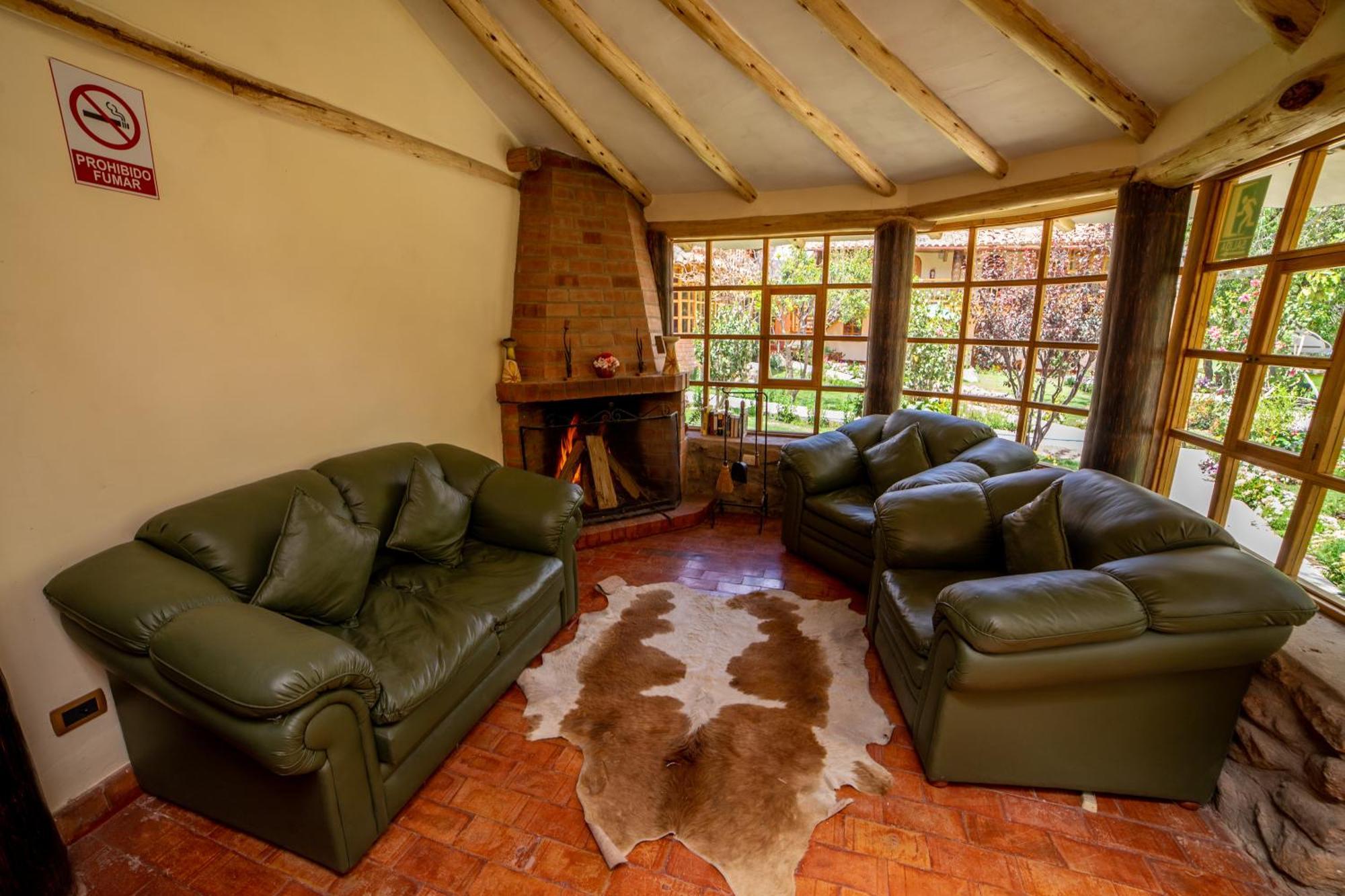 Iorana Hotel Urubamba Exterior photo